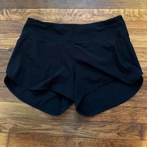 Lululemon Speed Up shorts 4” in black